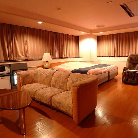 Golf Nirasaki Inter (Adults Only) Hotel ภายนอก รูปภาพ