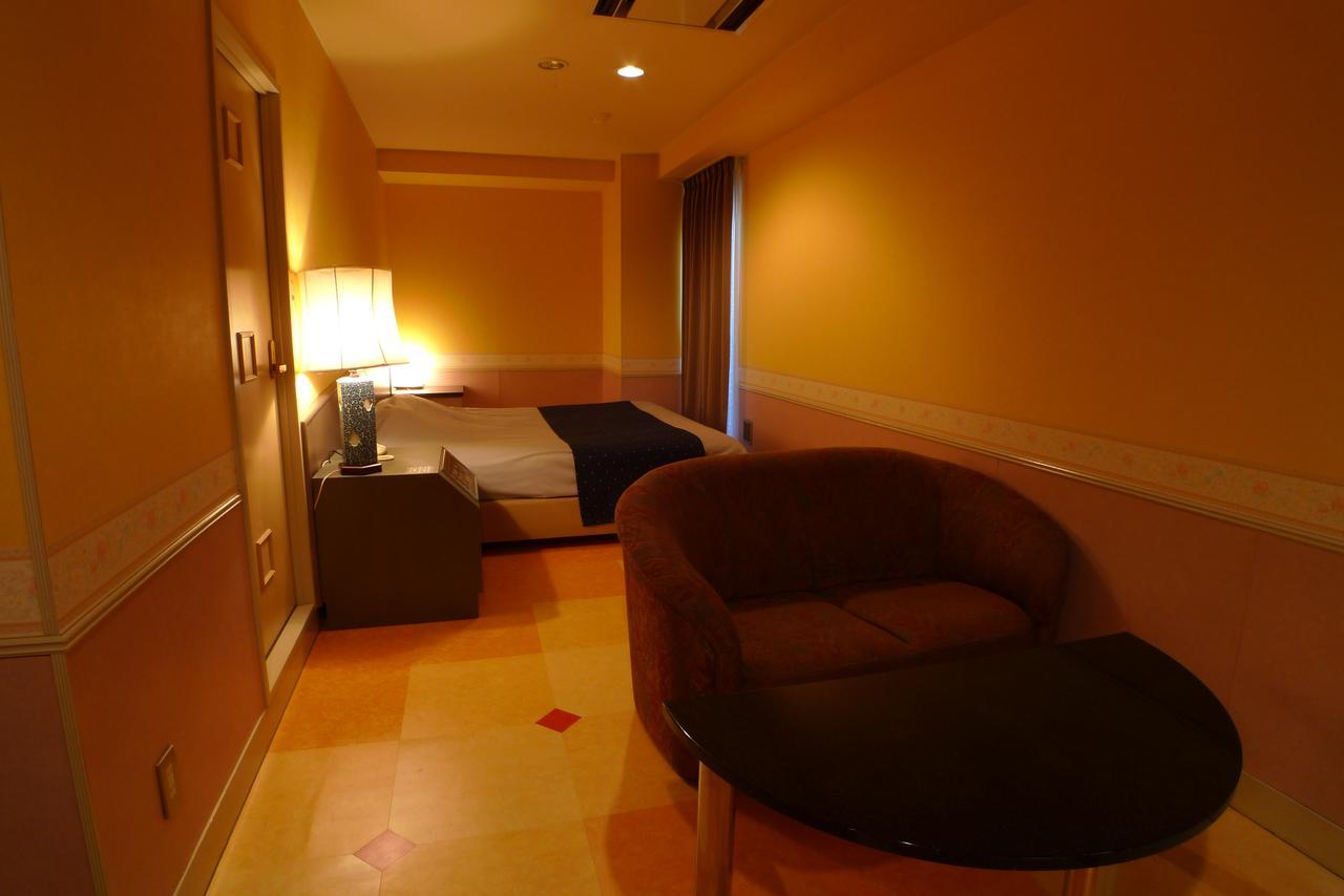 Golf Nirasaki Inter (Adults Only) Hotel ภายนอก รูปภาพ