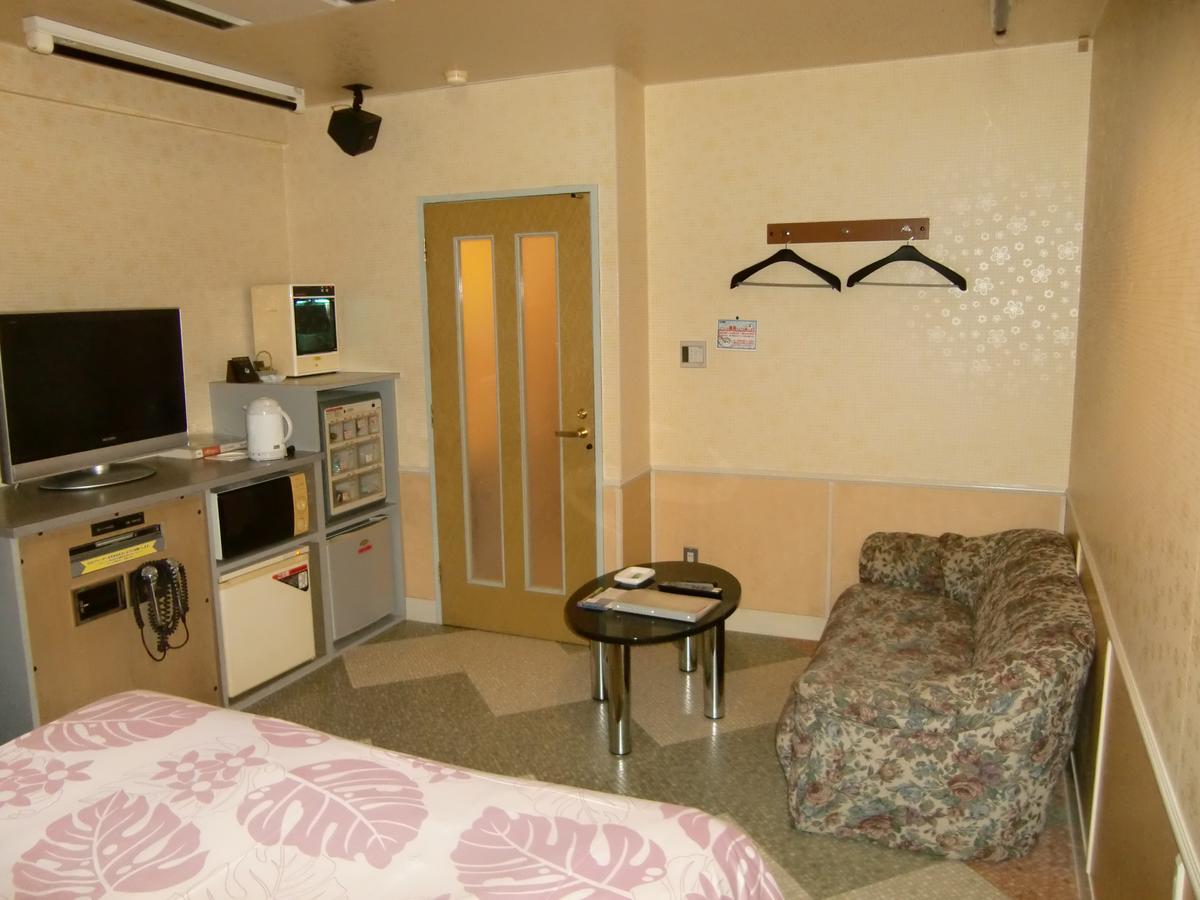 Golf Nirasaki Inter (Adults Only) Hotel ภายนอก รูปภาพ